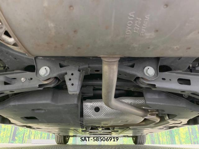 Toyota PRIUS 2018-01 8363312-18