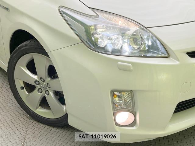 Toyota PRIUS 2010-04 8363313-10