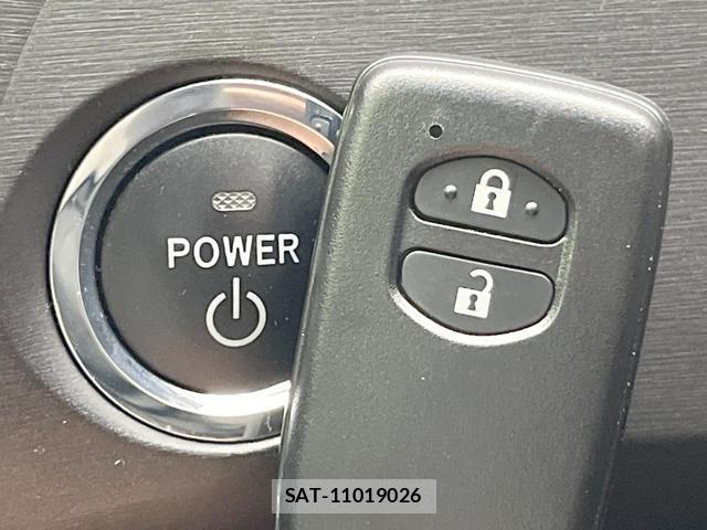 Toyota PRIUS 2010-04 8363313-4