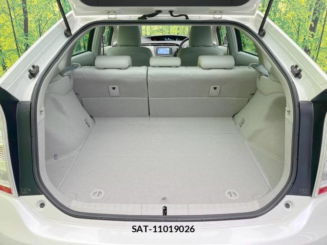Toyota PRIUS 2010-04 8363313-8
