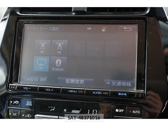 Toyota PRIUS 2017-04 8363381-5