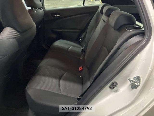 Toyota PRIUS 2021-06 8363444-6