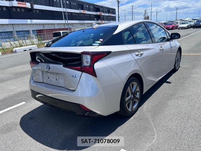 Toyota PRIUS 2020-01 8363500-10