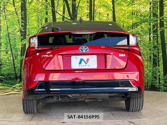 Toyota PRIUS 2019-01 8363709-14