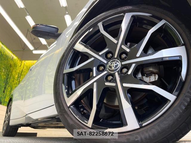 Toyota PRIUS 2024-02 8363781-14