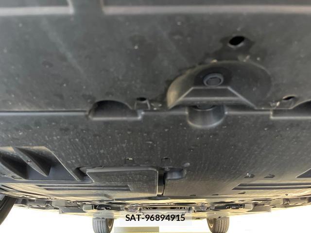 Toyota PRIUS 2023-10 8363783-11