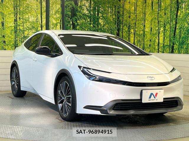 Toyota PRIUS 2023-10 8363783-16