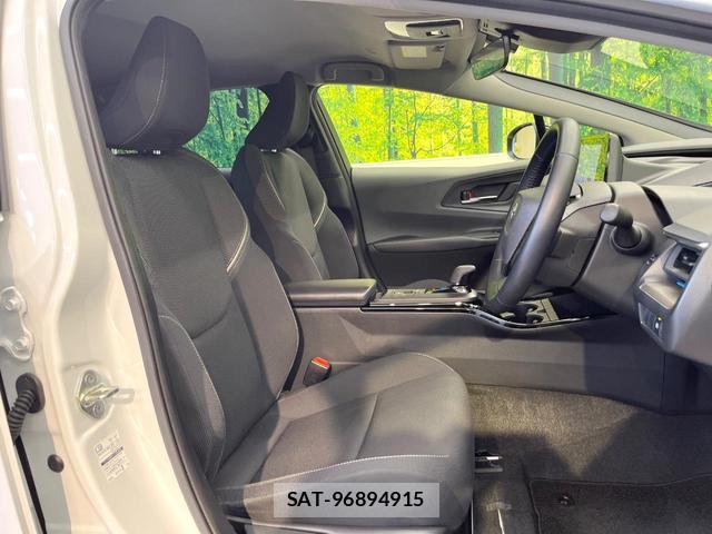 Toyota PRIUS 2023-10 8363783-7