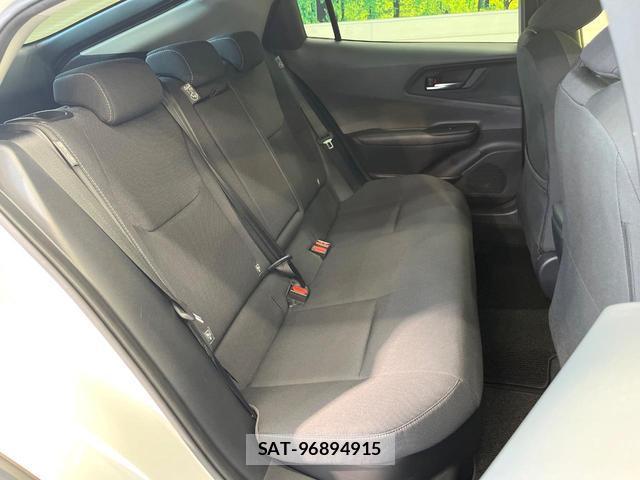 Toyota PRIUS 2023-10 8363783-8