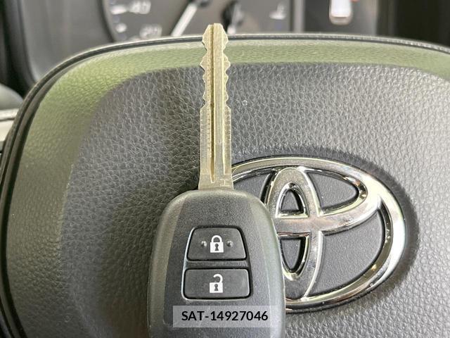 Toyota PROBOX 2025-12 8361580-6