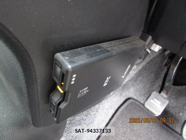 Toyota PROBOX 2024-01 8363548-19