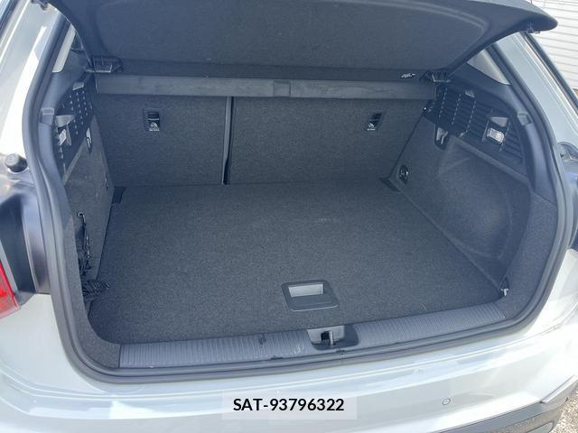 Audi Q2 2024-06 8362920-15