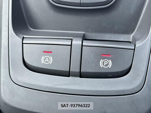 Audi Q2 2024-06 8362920-6