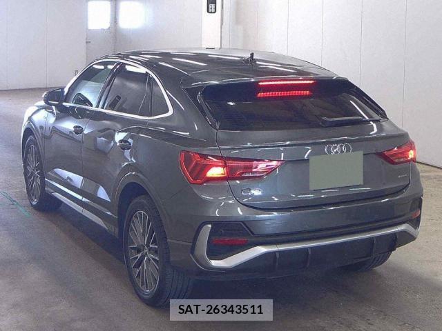 Audi Q3 2020-09 8362121-1