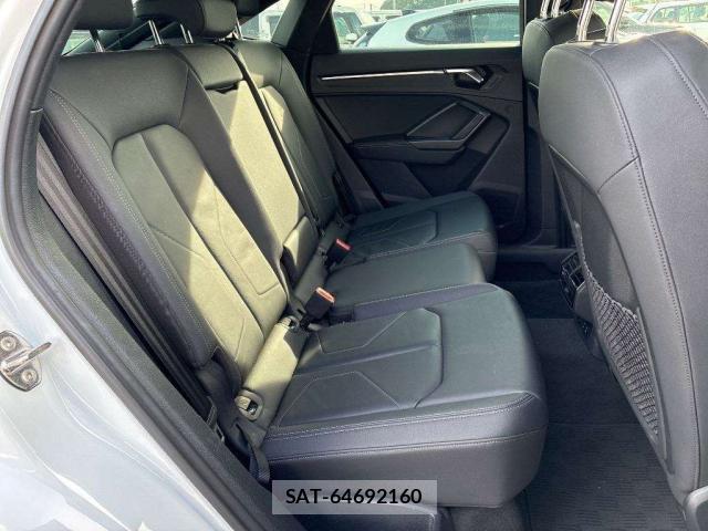 Audi Q3 2021-07 8362162-5