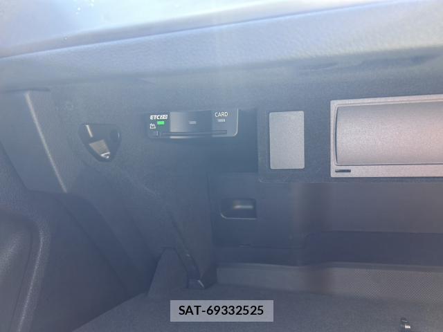 Audi Q3 2024-12 8363492-16