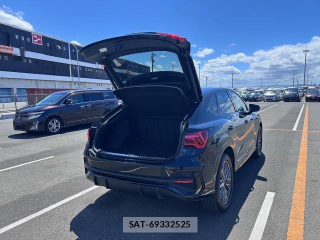 Audi Q3 2024-12 8363492-18