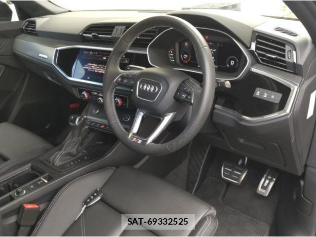 Audi Q3 2024-12 8363492-2