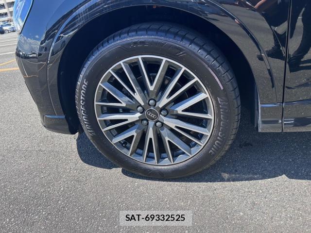 Audi Q3 2024-12 8363492-8