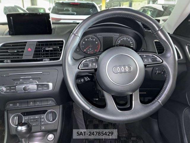 Audi Q3 2016-05 8362079-2