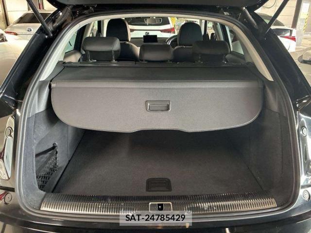 Audi Q3 2016-05 8362079-7