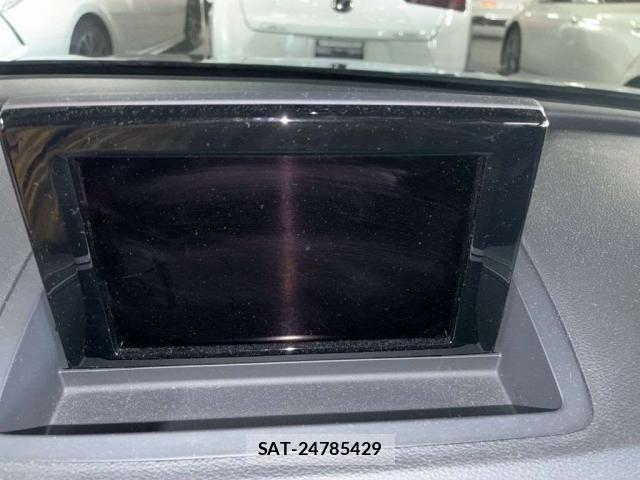 Audi Q3 2016-05 8362079-8