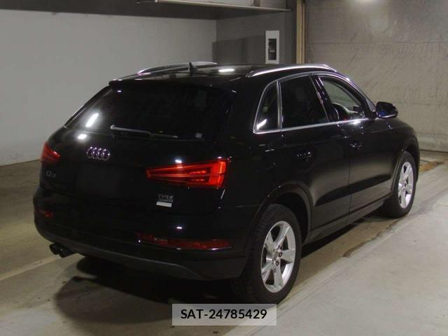 Audi Q3 2016-05 8362079-9
