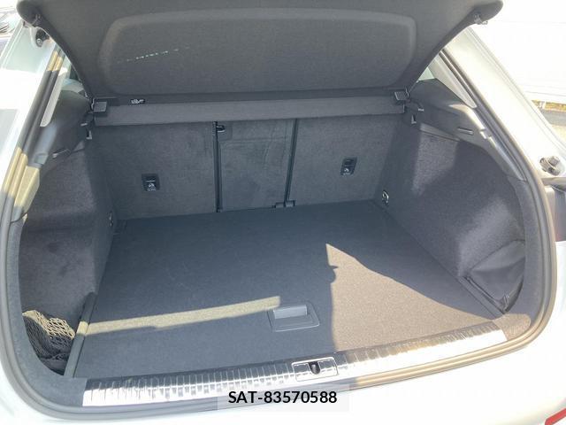 Audi Q3 2024-12 8362922-16