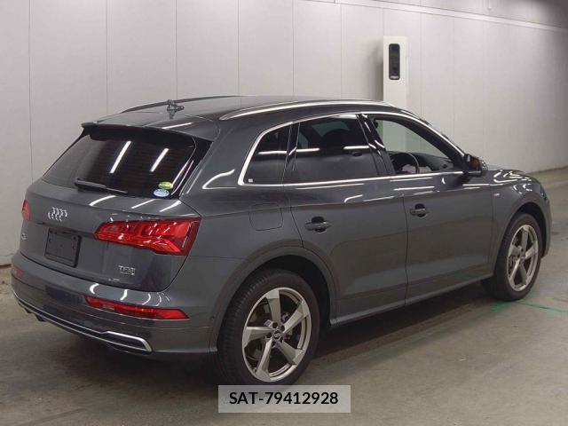 Audi Q5 2018-12 8362141-1