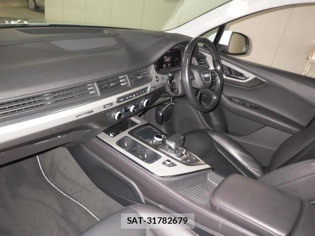 Audi Q7 2016-08 8362090-2