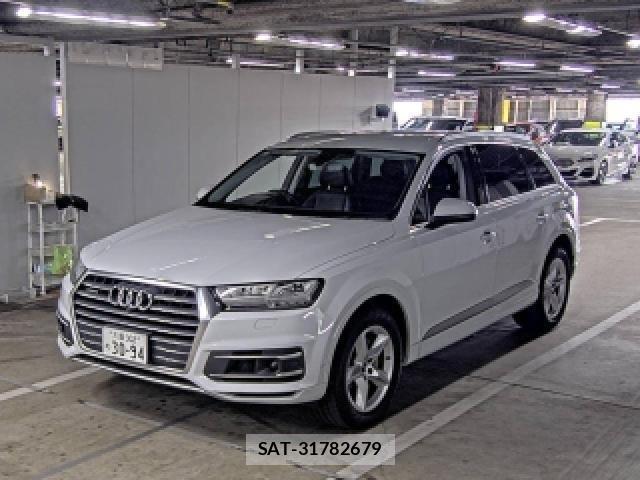 Audi Q7 2016-08 8362090-3
