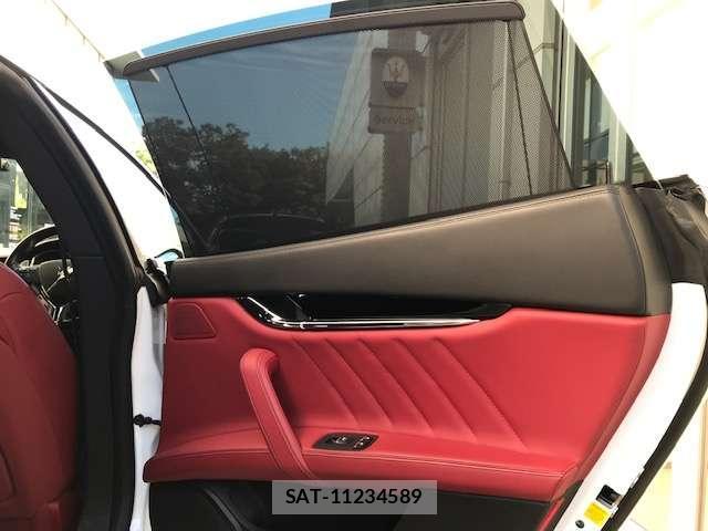 Maserati QUATTROPORTE 2019-04 8363194-15