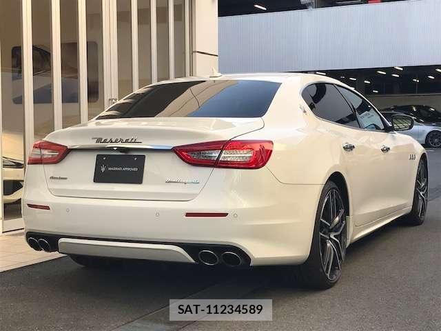 Maserati QUATTROPORTE 2019-04 8363194-4