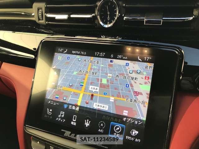 Maserati QUATTROPORTE 2019-04 8363194-9