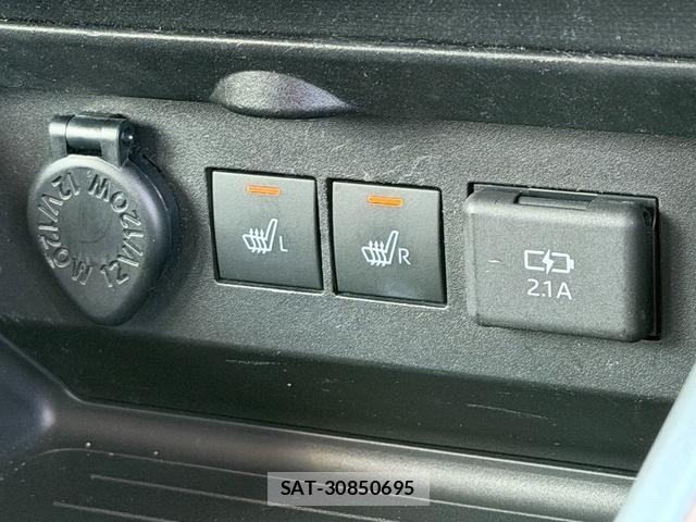 Toyota RAIZE 2020-08 8363830-11