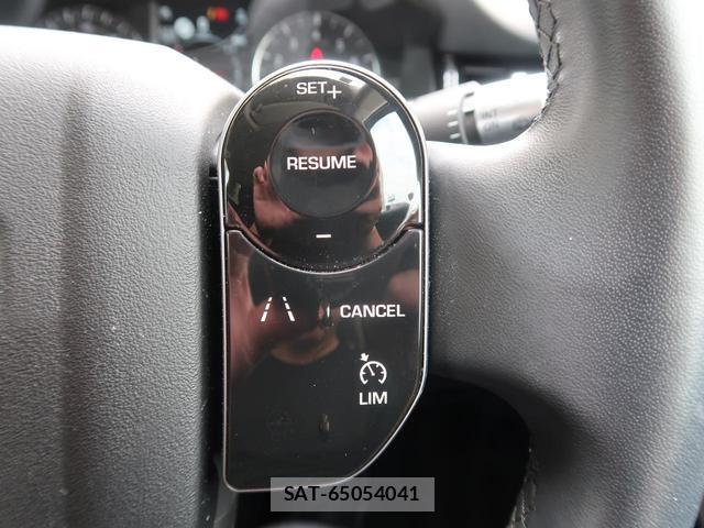 Land Rover RANGE ROVER EVOQUE 2019-06 8361083-12