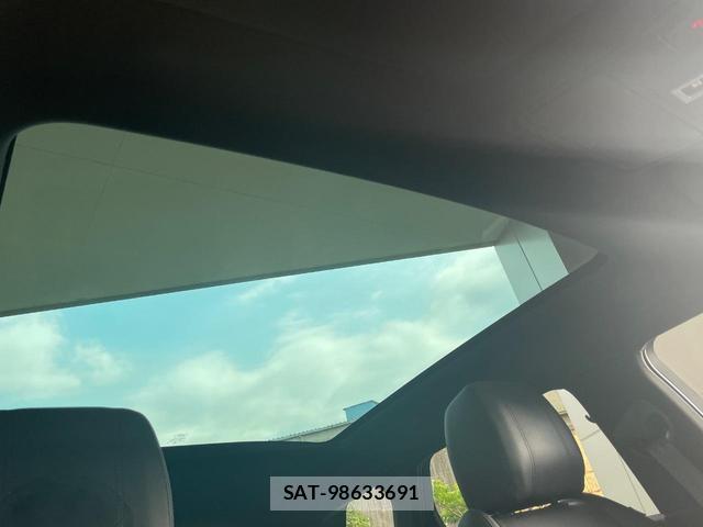 Land Rover RANGE ROVER EVOQUE 2019-06 8363204-4