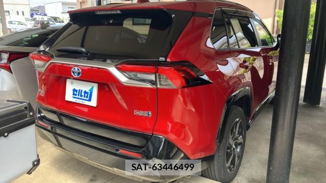 Toyota RAV4 PHV 2022-03 8362244-12