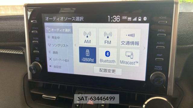 Toyota RAV4 PHV 2022-03 8362244-4