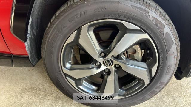 Toyota RAV4 PHV 2022-03 8362244-8