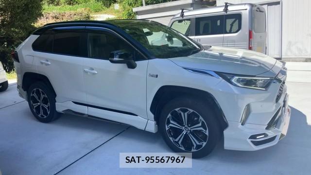 Toyota RAV4 PHV 2021-08 8362291-3