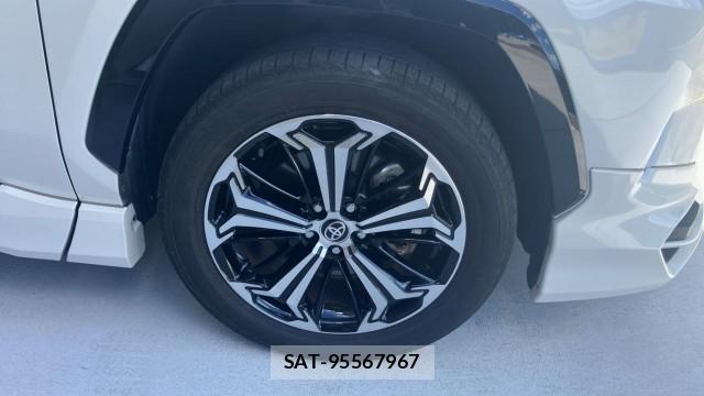 Toyota RAV4 PHV 2021-08 8362291-8