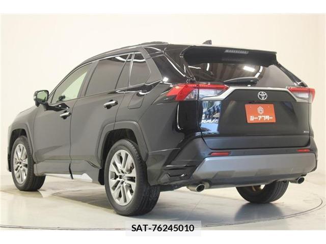 Toyota RAV4 2019-08 8360685-14