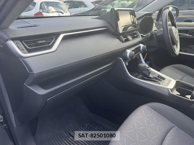 Toyota RAV4 2019-11 8360839-8