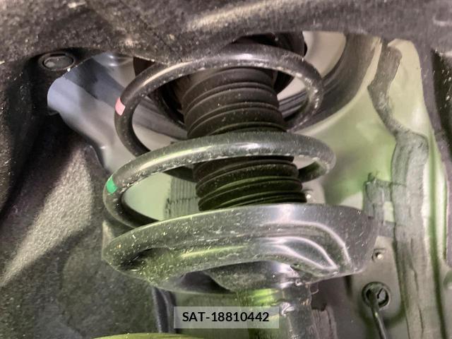 Toyota RAV4 2025-05 8360882-19