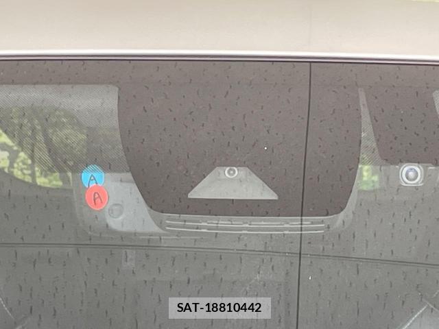 Toyota RAV4 2025-05 8360882-4
