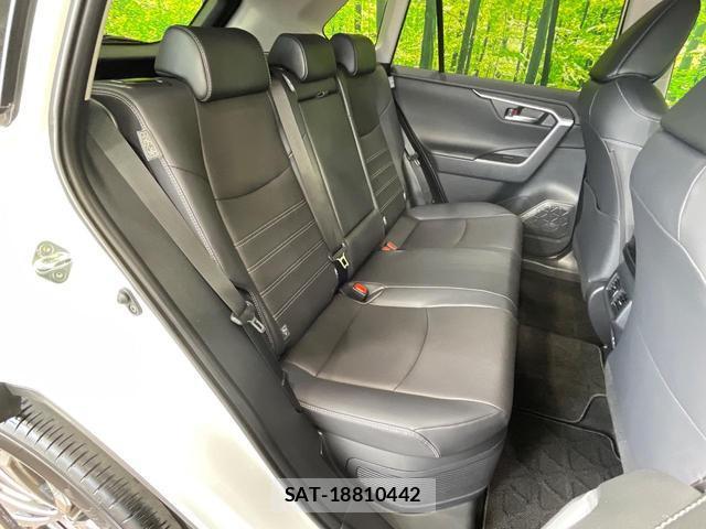 Toyota RAV4 2025-05 8360882-9