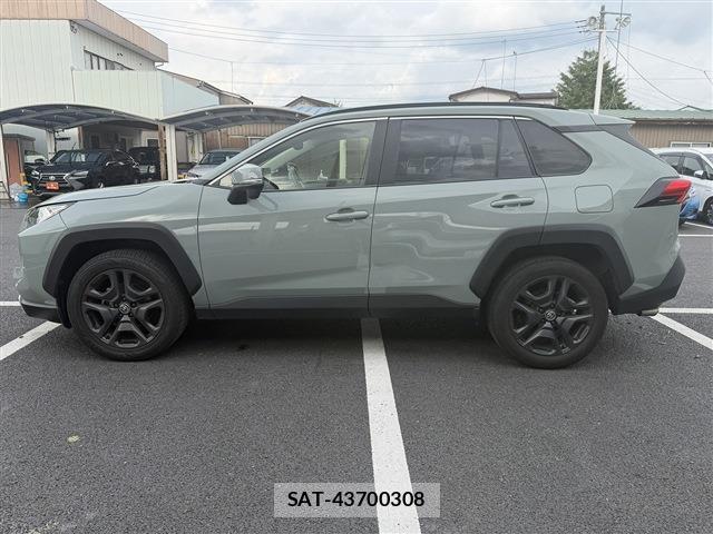 Toyota RAV4 2023-07 8360977-10