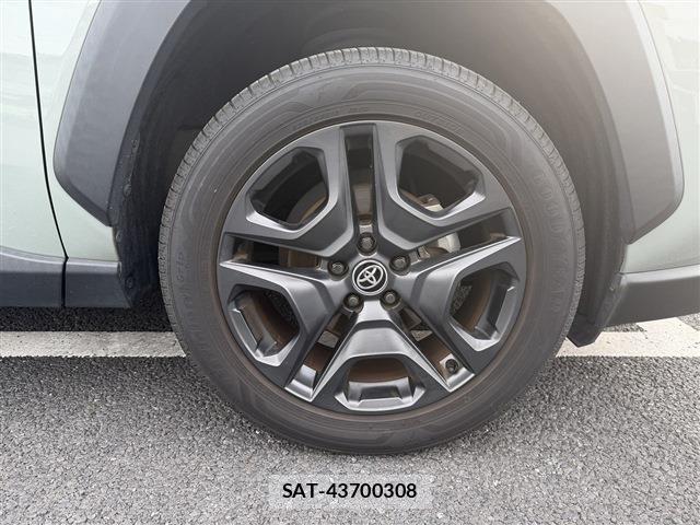 Toyota RAV4 2023-07 8360977-13