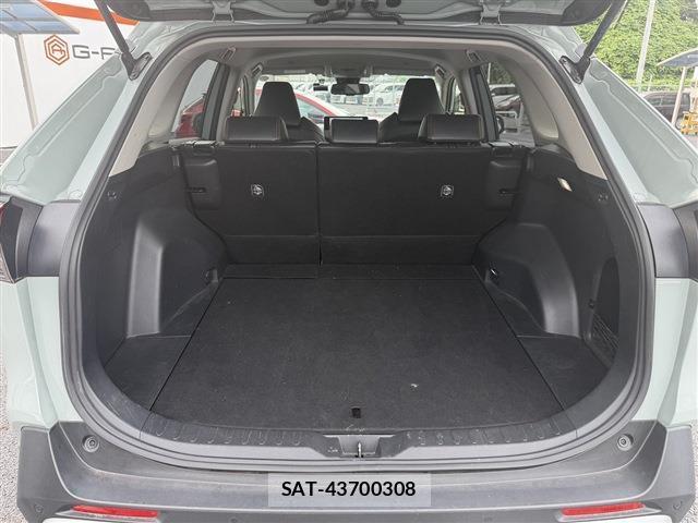 Toyota RAV4 2023-07 8360977-18